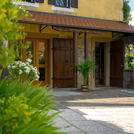 Vineyard Rustika Apartment